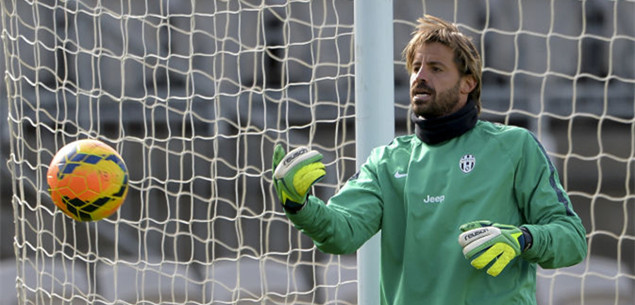 刘越：申花进攻变化少，斯卢茨基用人容易陷入“恶性循环”（刘越点评：申花进攻套路单一，斯卢茨基用人或陷入恶性循环）