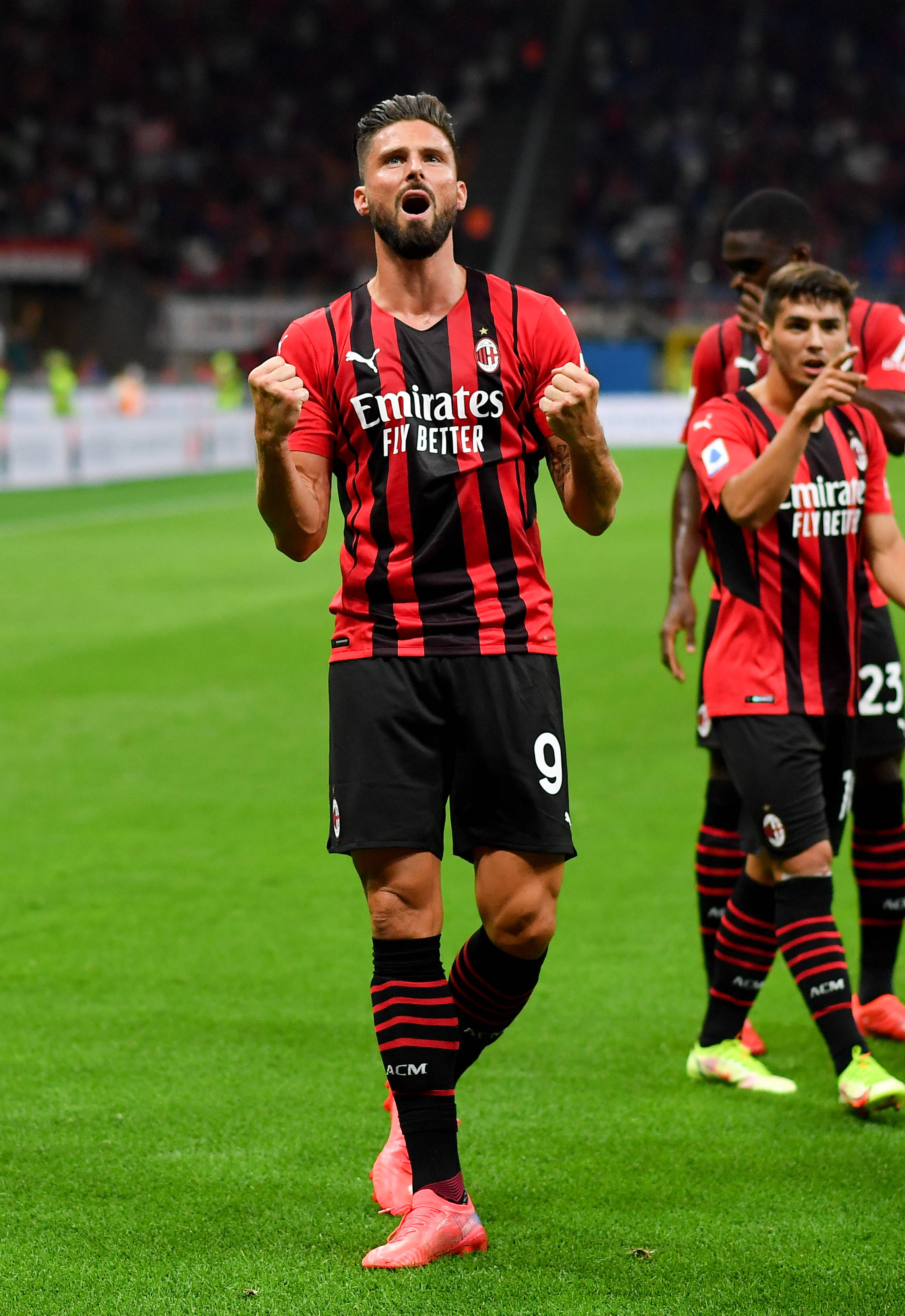 欧洲足坛夏窗转会：利物浦3500万欧签下莱昂尼（欧洲夏窗重磅：利物浦以3500万欧元签下莱昂尼）