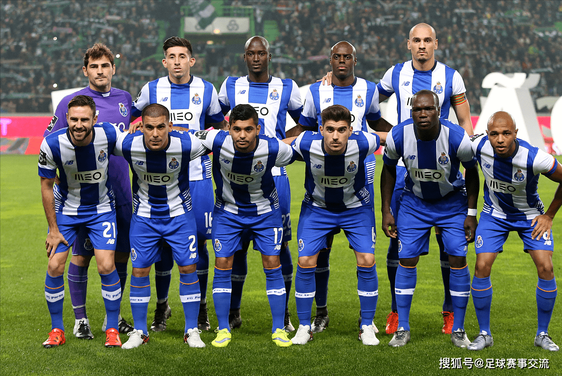 拉什福德：莱万告诉我要多传中，为孔德梅开二度感到高兴