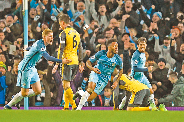 意甲媒体热议：米兰前锋希门尼斯未来扑朔迷离，媒体坚称他将离开而经纪人否认！