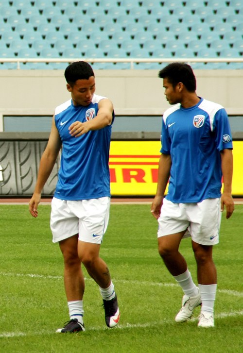 西甲半场：鲁文·加西亚传射，奥萨苏纳2-0莱万特