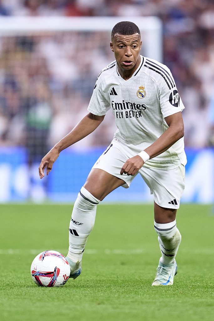 西媒：乌拉圭球员对贝尔萨非常不满，疯帅恐无法坚持到世界杯（西媒称乌拉圭队内不满贝尔萨，“疯帅”或难撑到世界杯）