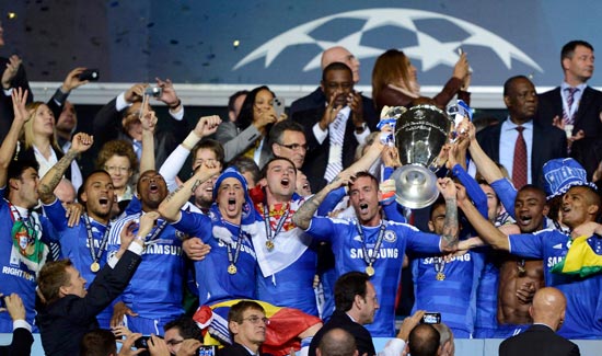 门将连续零封，稳定球队防线