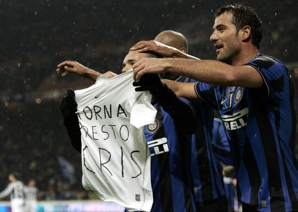 泰伦·卢：我也不知道第三节为啥崩了，这真的伤害了我们