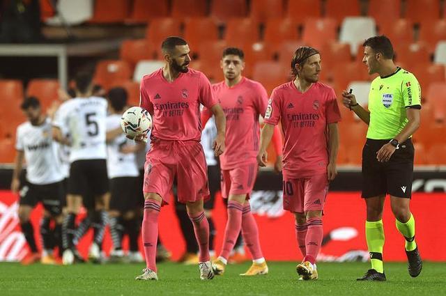 从“水土不服”到中场中坚，斯洛特冒险启用维尔茨收获显著成效